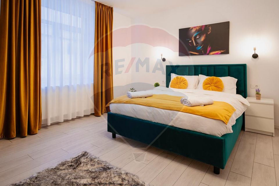 Afacere Activa + Locuinta Premium cu 2 Camere in Centru Istoric Brasov