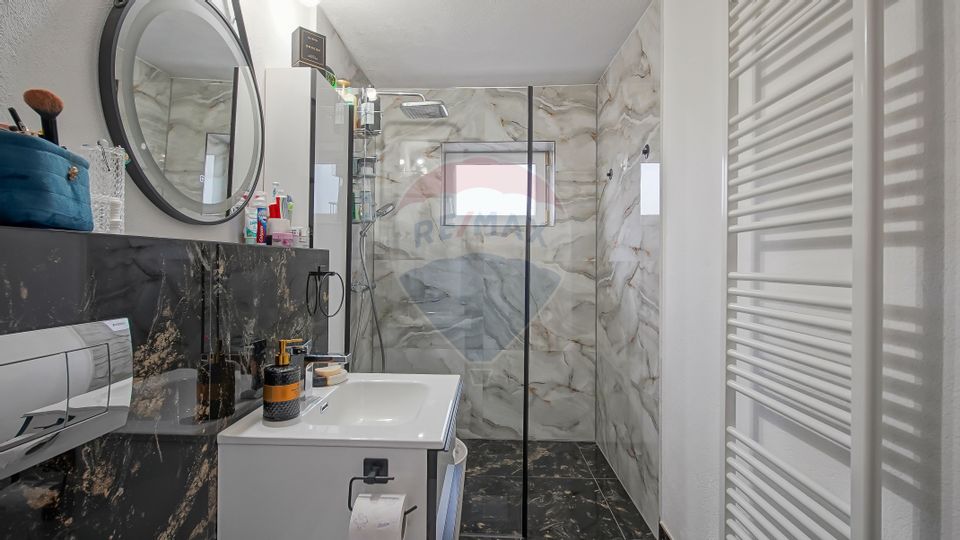 Apartament cu 3 camere de vânzare, Florilor Râșnov