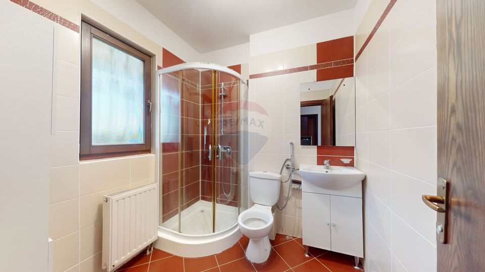 5 room House / Villa for sale, Tractorul area