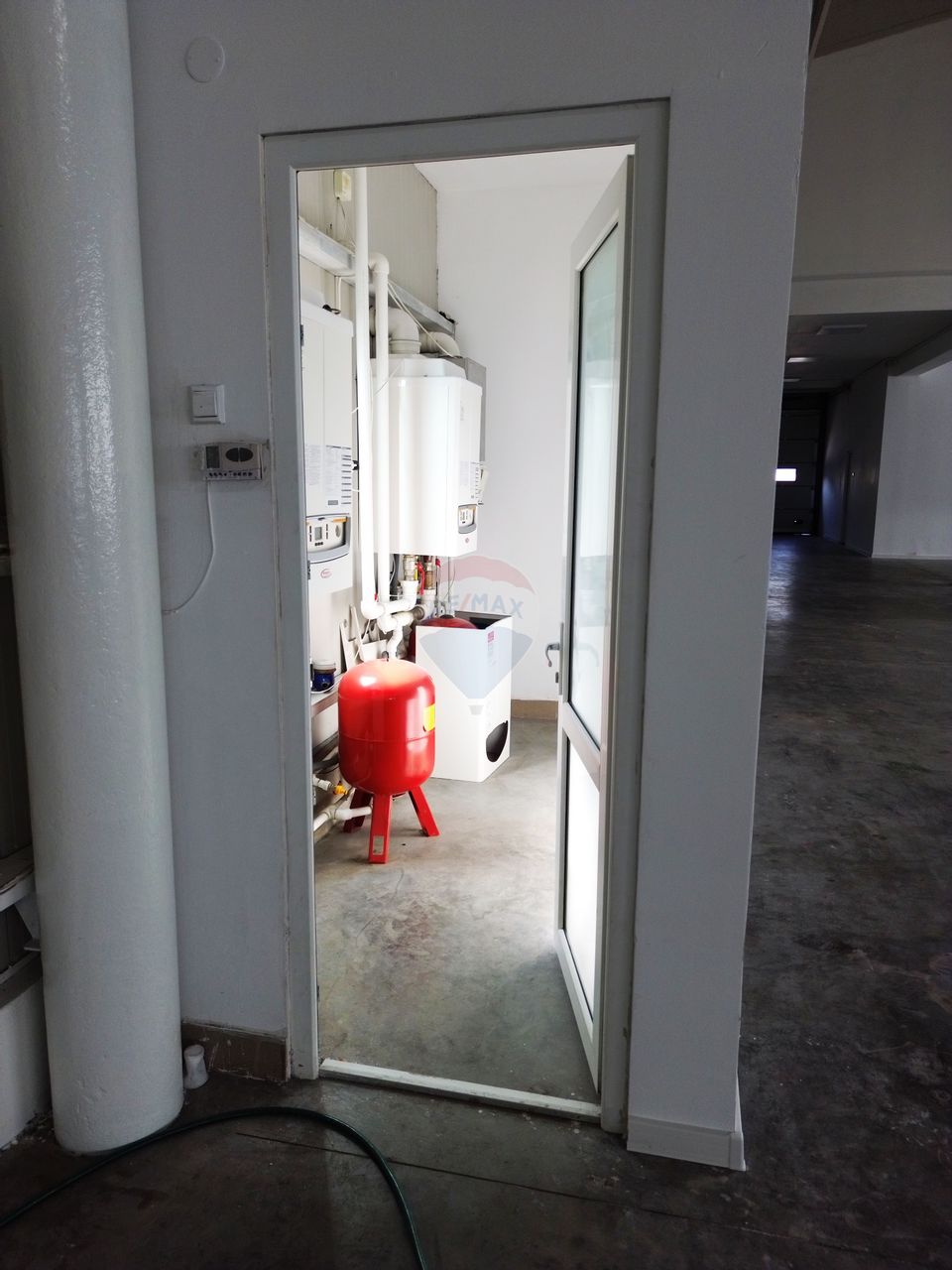 1,280sq.m Industrial Space for rent, Sud-Vest area
