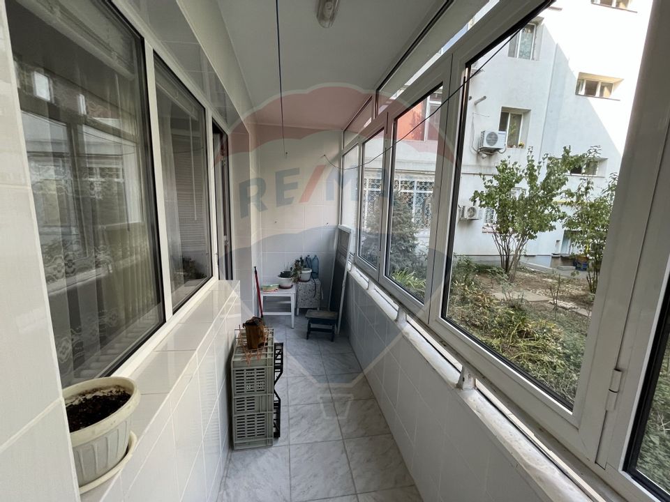 Apartament 3 camere Titan - Policlinica