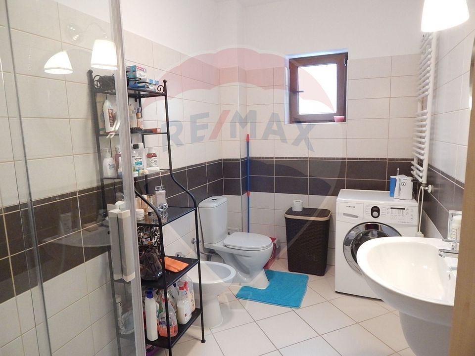 Apartament cu 2 camere si parcare in curte privata langa Iulius Mall