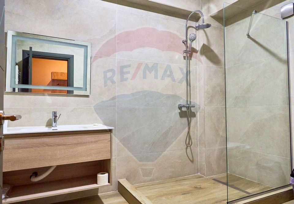 Hotel / Pensiune cu 30 camere de vânzare în orasul Giurgiu