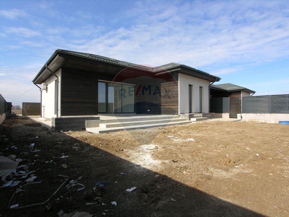 Detached house 4 rooms | Generous Court | Gunners