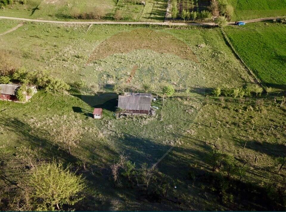 Teren intravilan 2000mp, lângă barajul Ighis