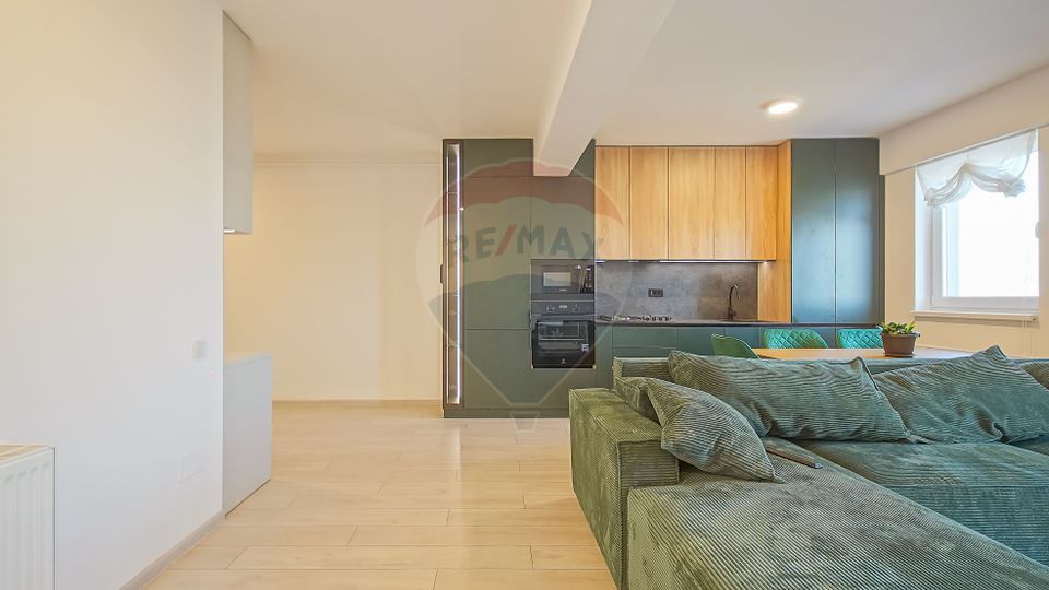 2 room Apartment for rent, Tractorul area