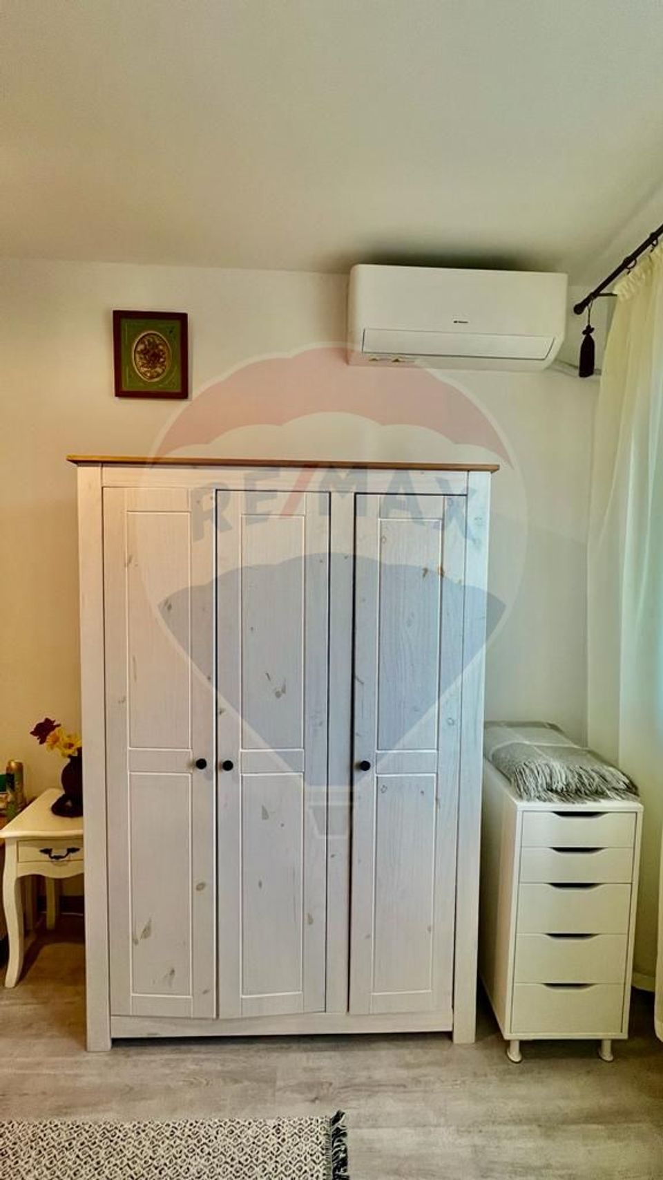 Apartament cu 1 camere de închiriat în zona Costin Georgian