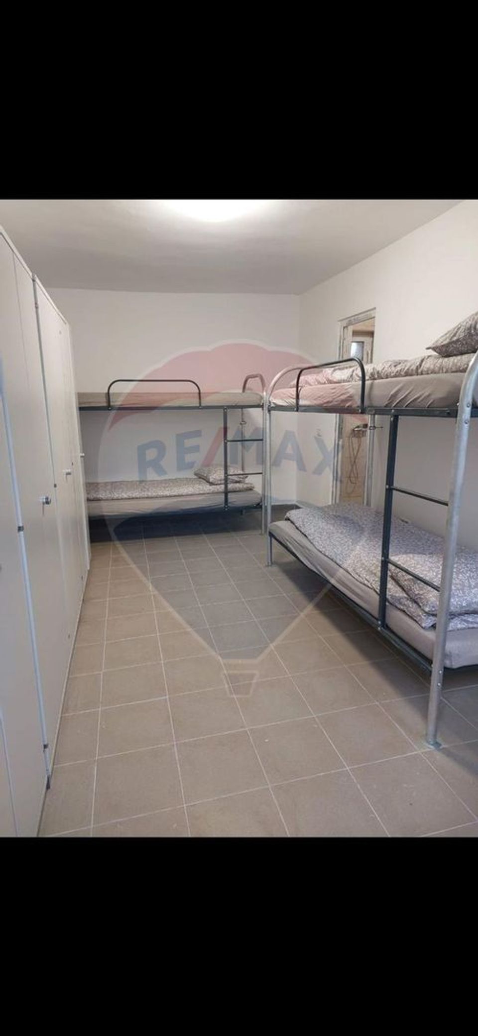 Pensiune 20 camere de vânzare  zona Gradiste - Preluare chiriaş