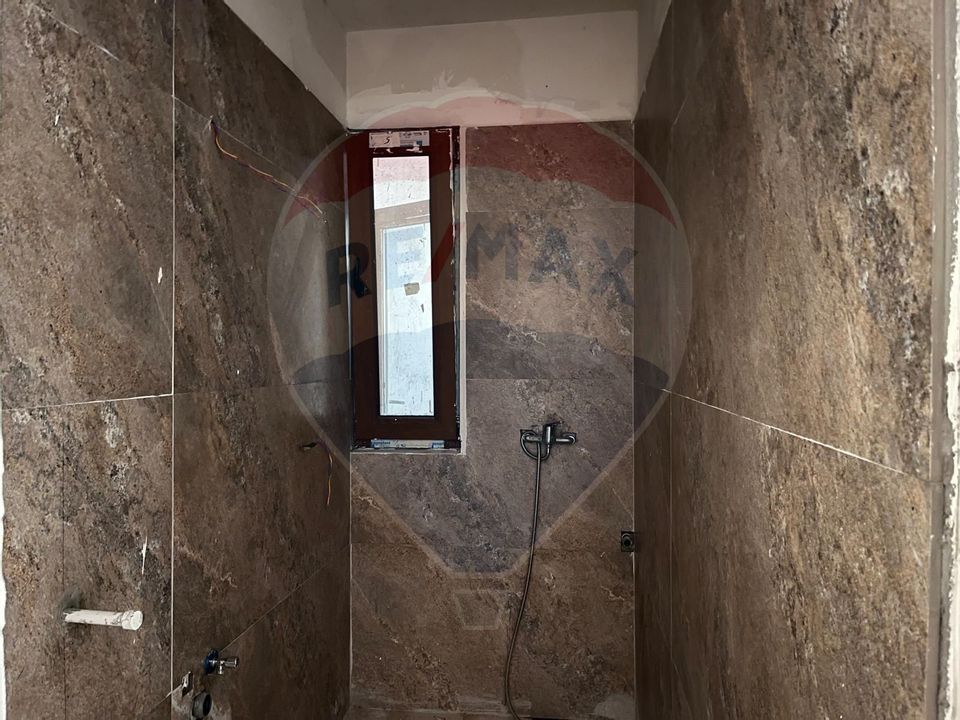 Spațiu comercial de inchiriat - 230 mp cu terasa - zona Aviatorilor