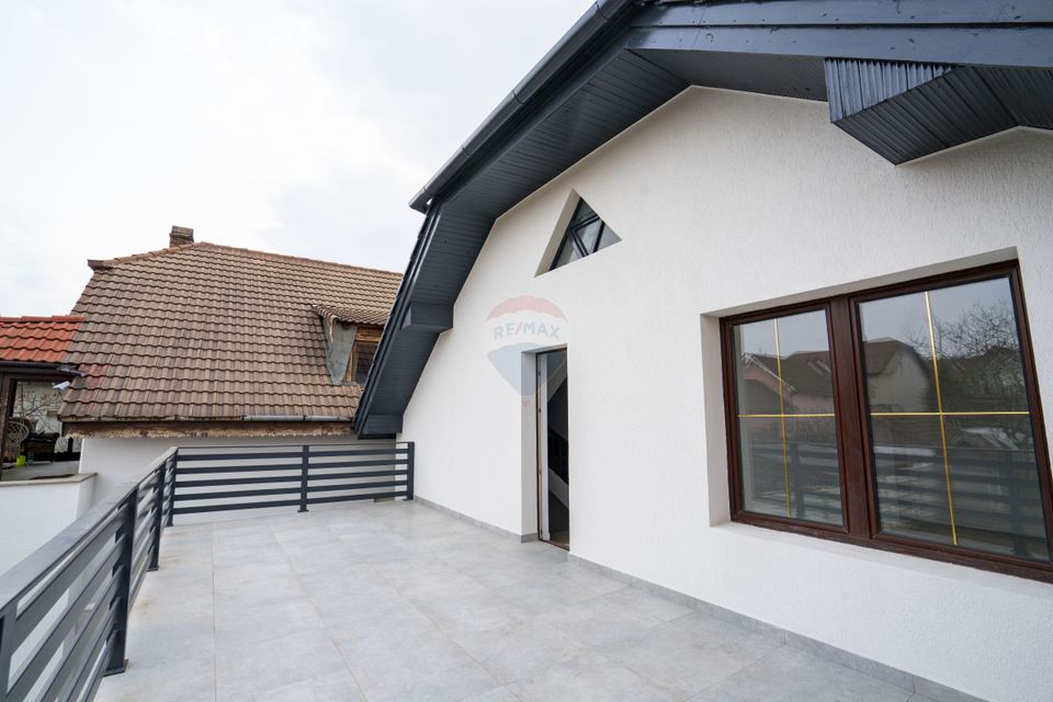 De vânzare casă cu 5 camere, teren 1000 mp Oncea, Calea Bihorului