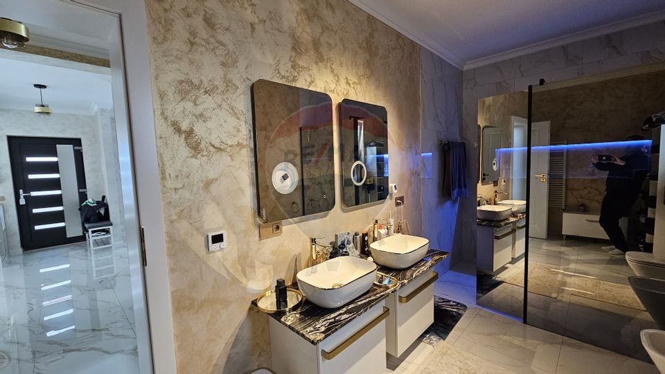 5 room House / Villa for sale