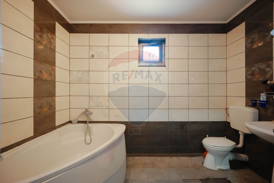 Duplex cu 3 camere de vânzare, zona Ioșia, Oradea