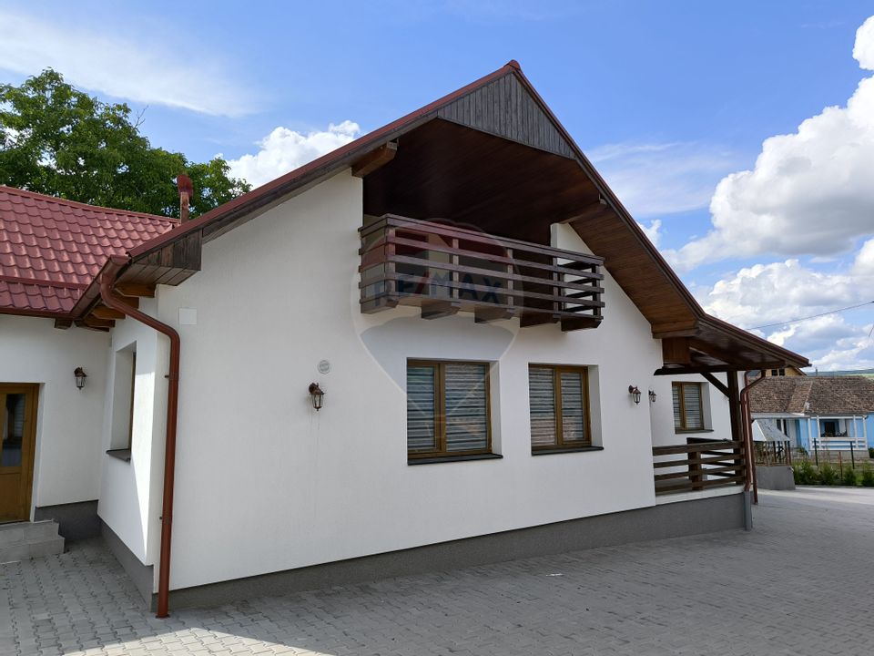 5 room House / Villa for sale