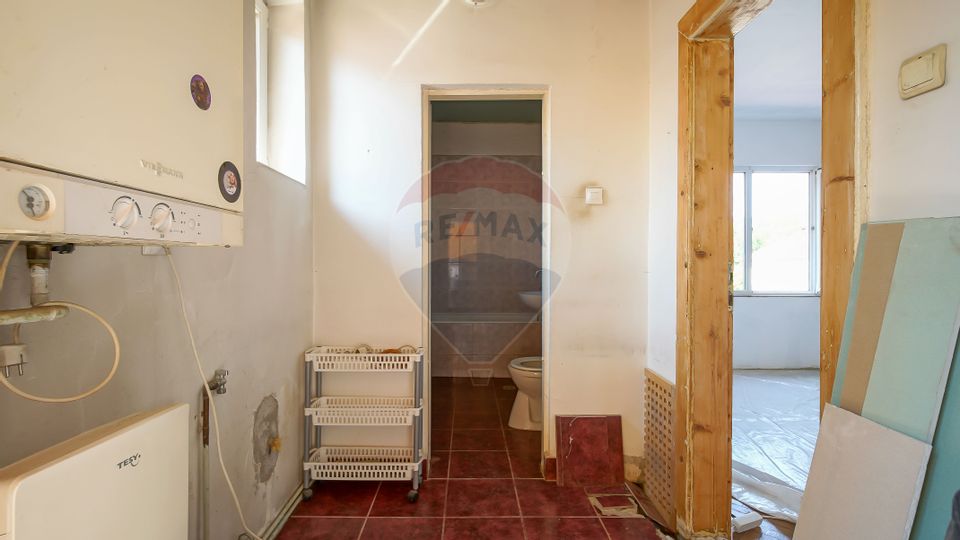 Apartament cu 3 camere de vânzare în zona Brasovul Vechi