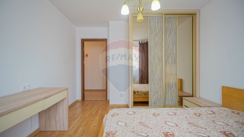 3 room Apartment for rent, Tractorul area