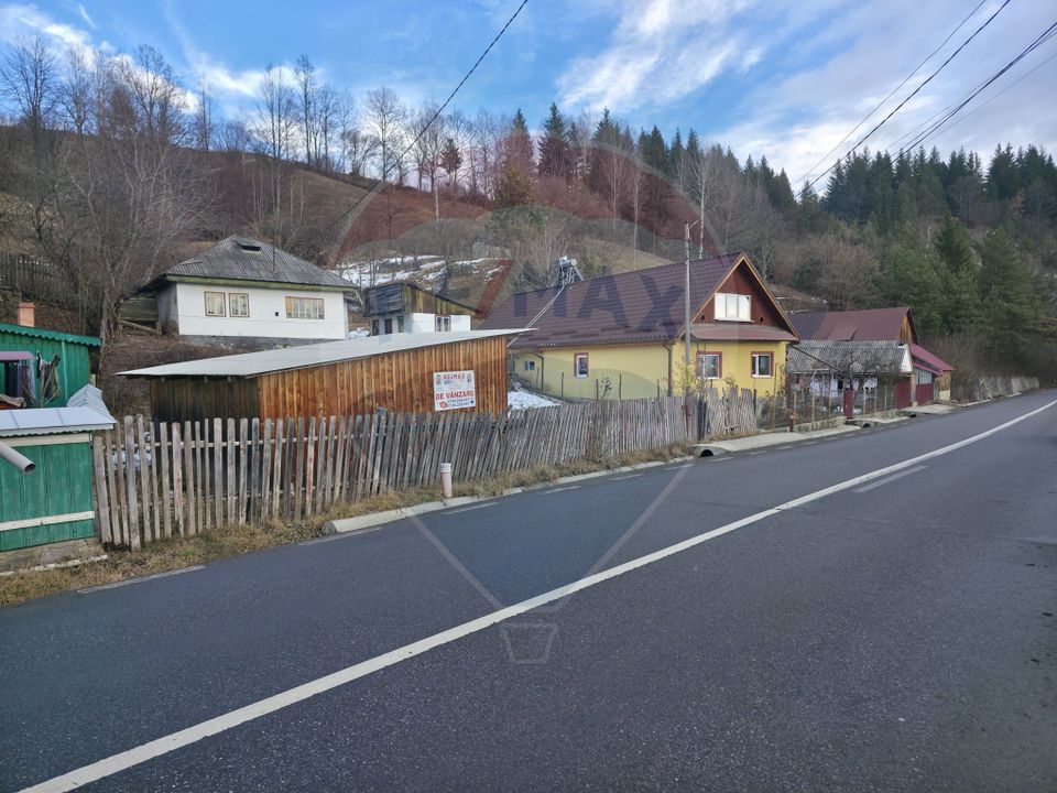 Land 711sqm Hangu / DN GROZAVESTI