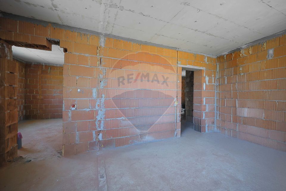 De vânzare casă cu un proiect deosebit, la roșu , Str. Gheorghe Doja