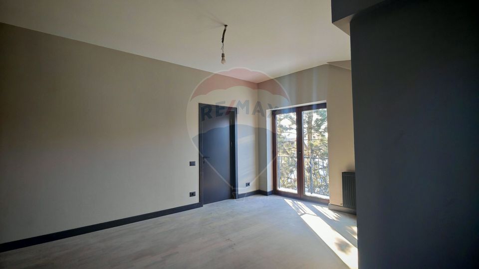 Vila cu 5 camere de vanzare I Corbeanca I Laguna Albastra