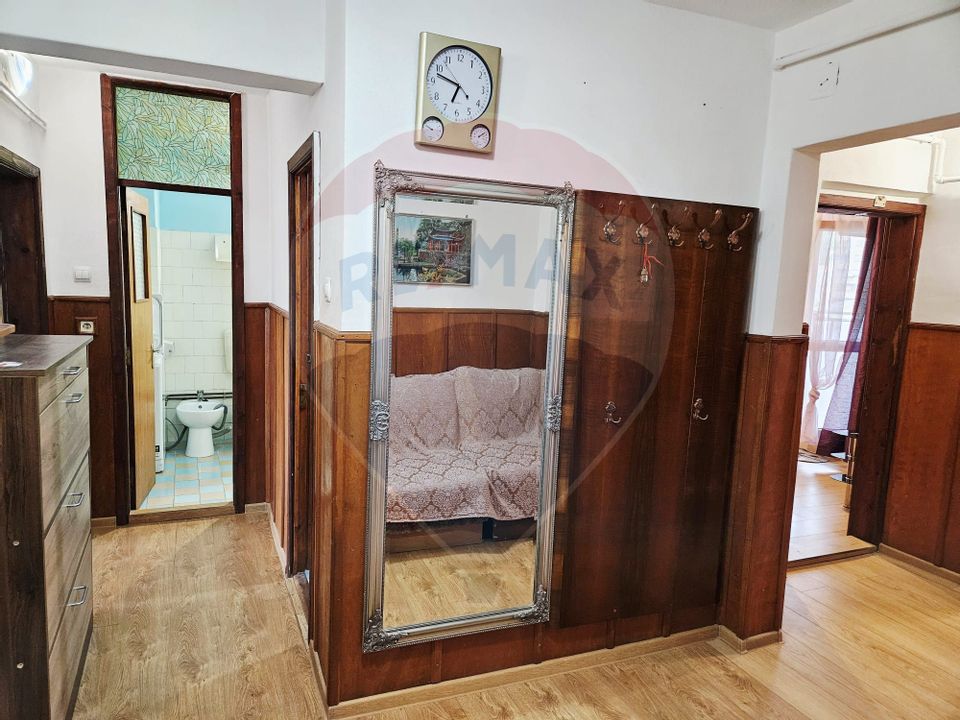 4 CAMERE de INCHIRIAT - clasic- Zizinului 30, bloc 33-5din 8!