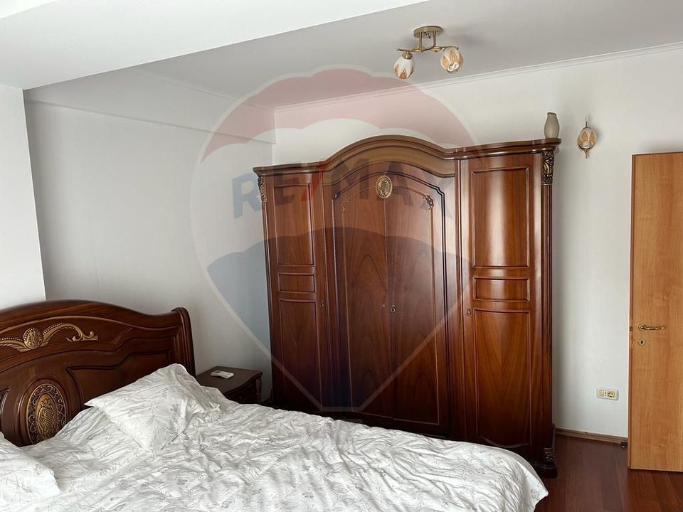 Apartament cu 2 camere de vânzare în Mamaia Nord