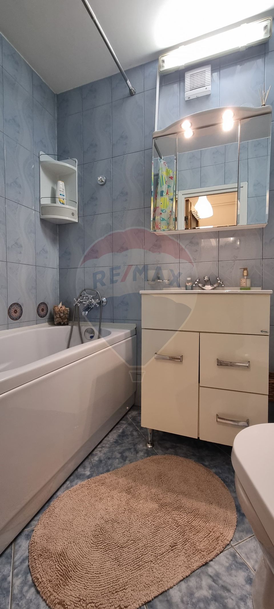 2 room apartment OWN CENTRAL and BOX - Drumul Taberei