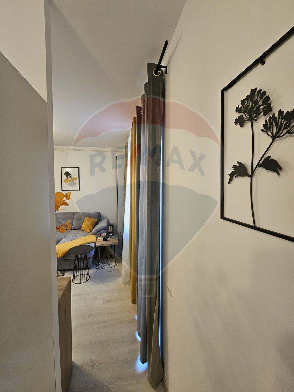 Apartament tip studio-mobilat utilat/decorat si amenajat de designer!!