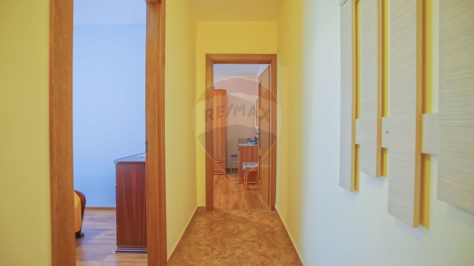 REZERVAT ! Apartament cu 3 camere de vânzare în zona Judetean