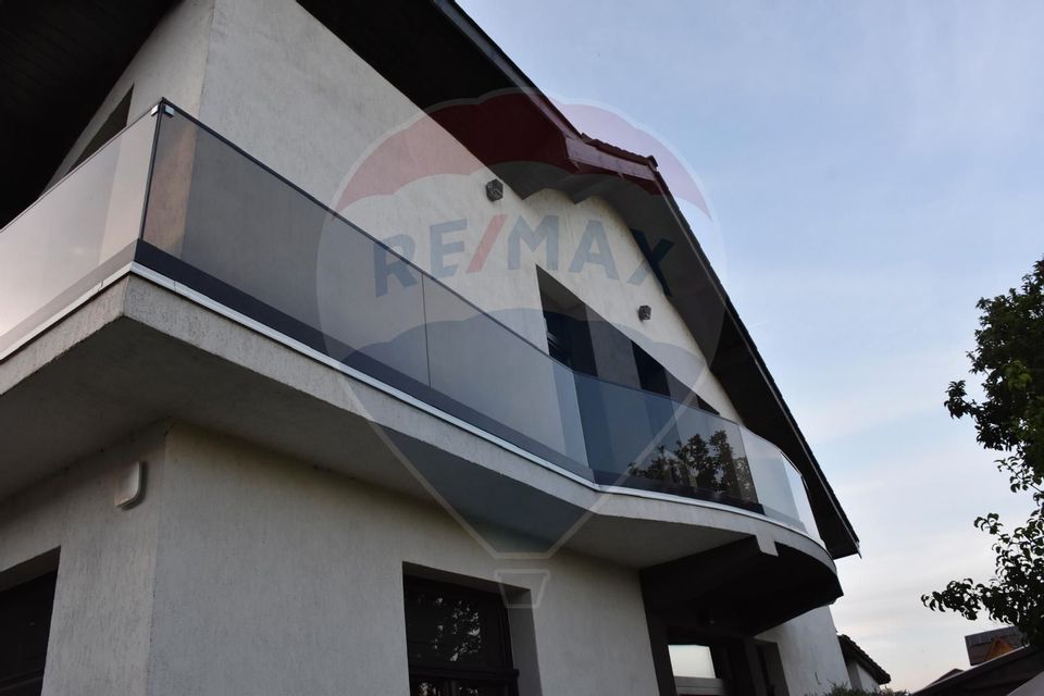 5 room House / Villa for sale