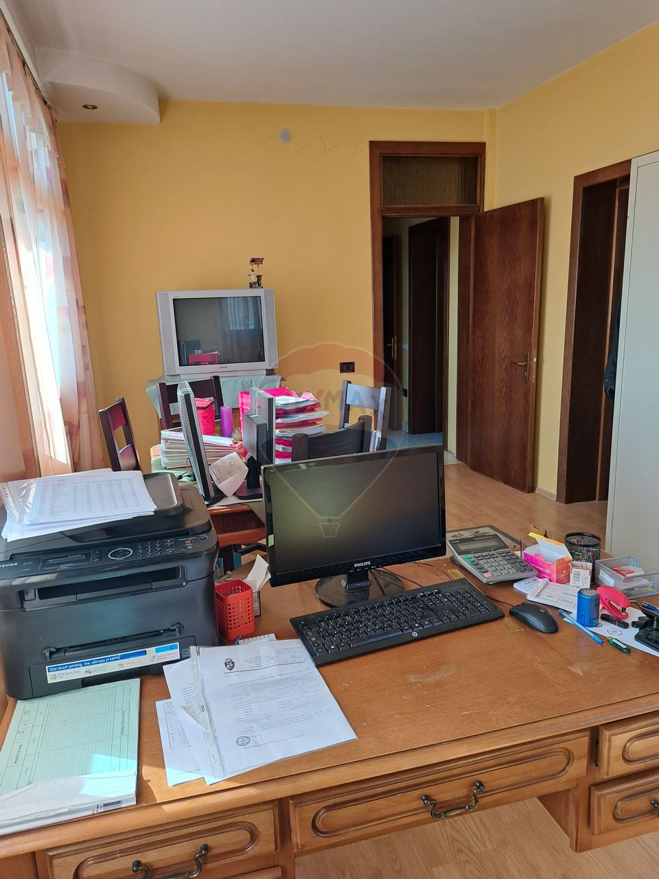 Spațiu de închiriat semicentral, 600 mp