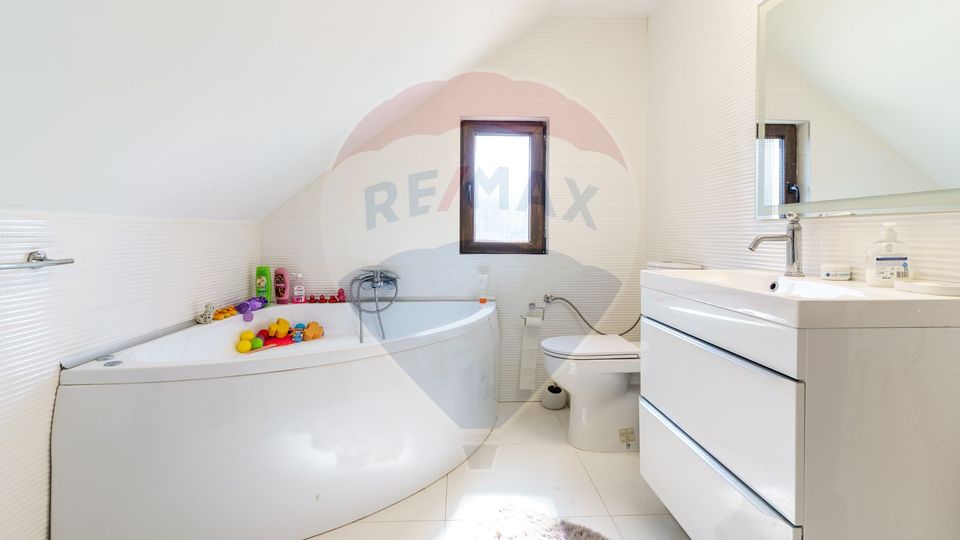 Casă / Vilă indiviuala cu panorama, Faget