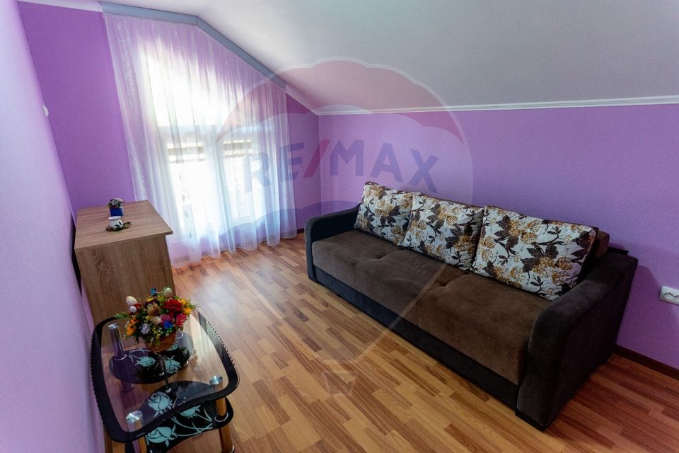 6 room House / Villa for sale