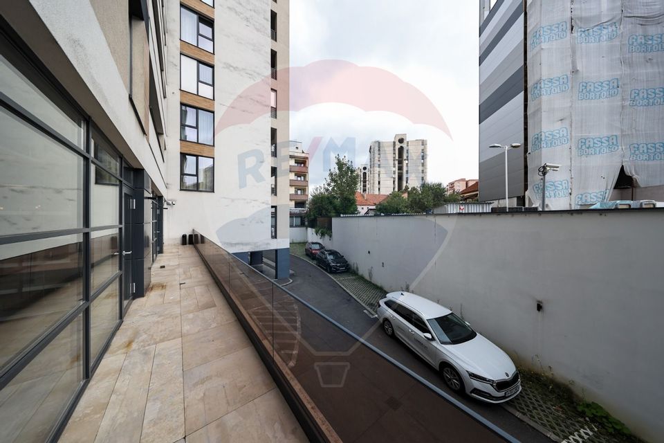 Spațiu birouri premium - 179mp, terasa 30mp