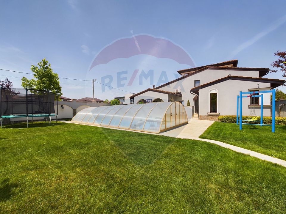 Unique Opportunity: Luxury House with Pool and Premium Finishes