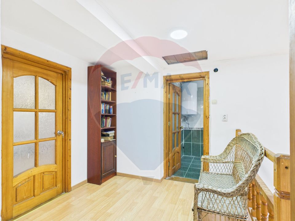 5 room House / Villa for sale