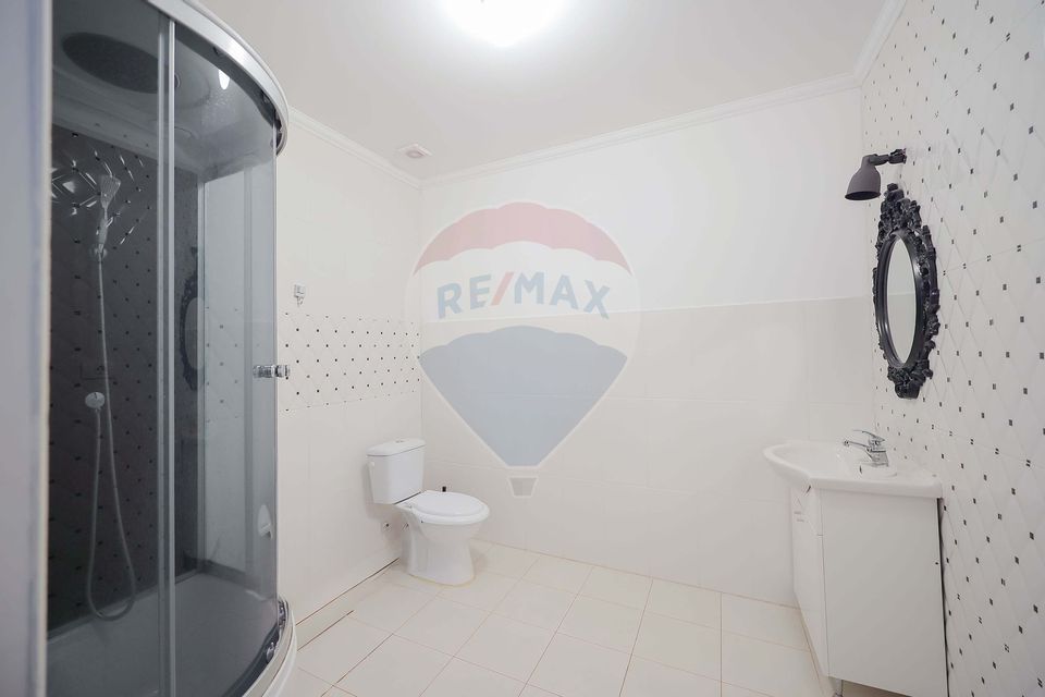 De închiriat Casă/Pensiune în zona Nufarul