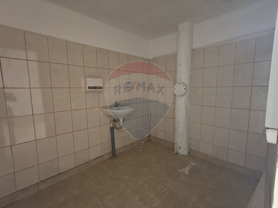 265sq.m Industrial Space for rent, Dambul Rotund area