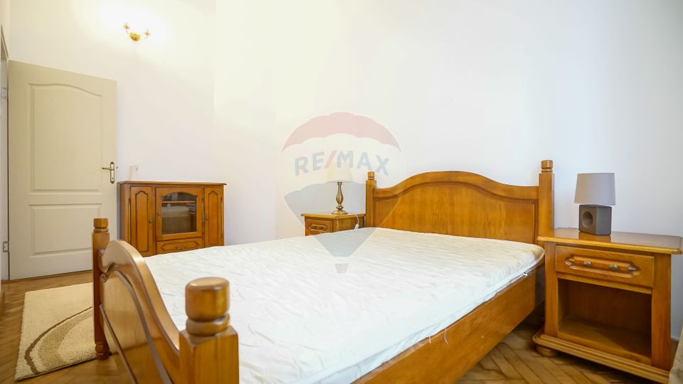REZERVAT! Apartament 3 camere, în vilă, cu grădină proprie