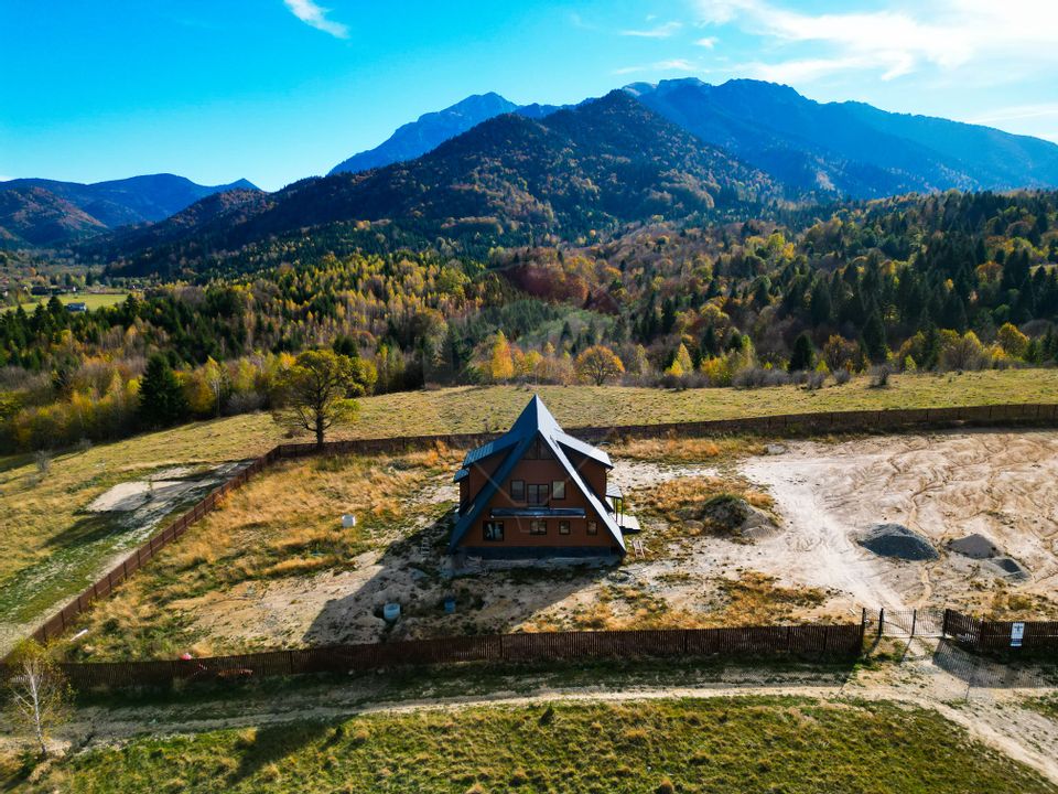 Vilă superba A-Frame cu vedere panoramică catre Varful Omu si Bucegi