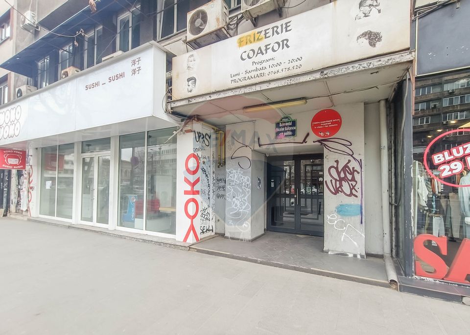 Vanzare Apartament 3 Camere, 2 Balcoane+2 Boxe, Universitate-P. Romana