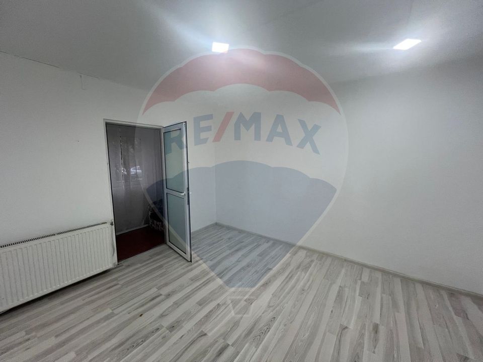 60sq.m Commercial Space for rent, Obor area