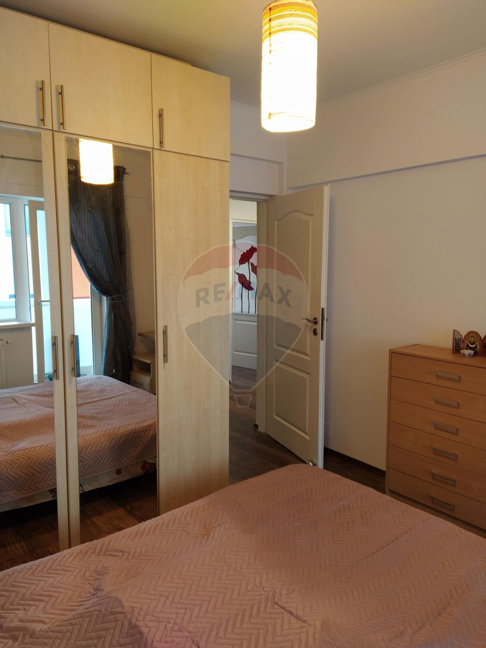 Apartament 2 camere, decomandat, de inchiriat, zona Campului