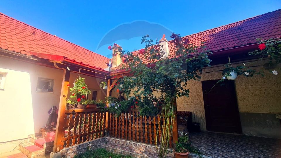 Casă de vanzare 170 mp, teren 1800 mp, Medias, cartier Vitrometan