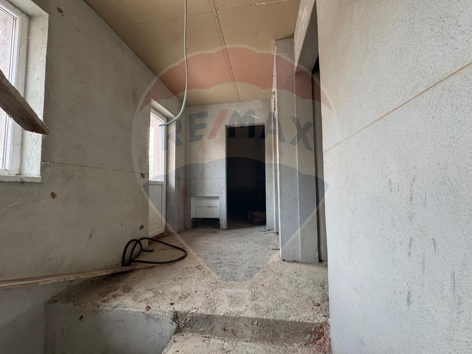 6 room House / Villa for sale, Darmanesti area