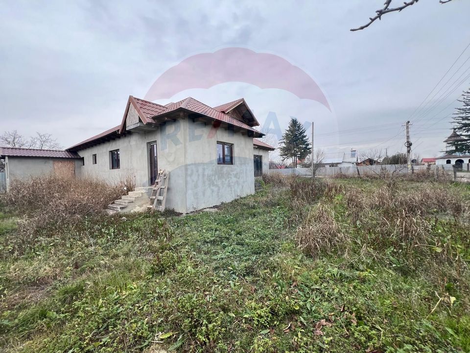 Casă 4 camere Rachitosu