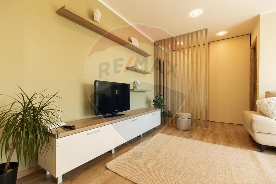 2 room Apartment for rent, Ultracentral area