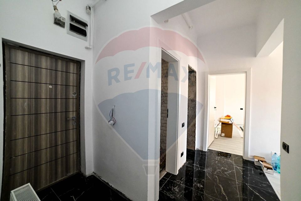 VANZARE Apartament cu 3 camere in zona Dacia