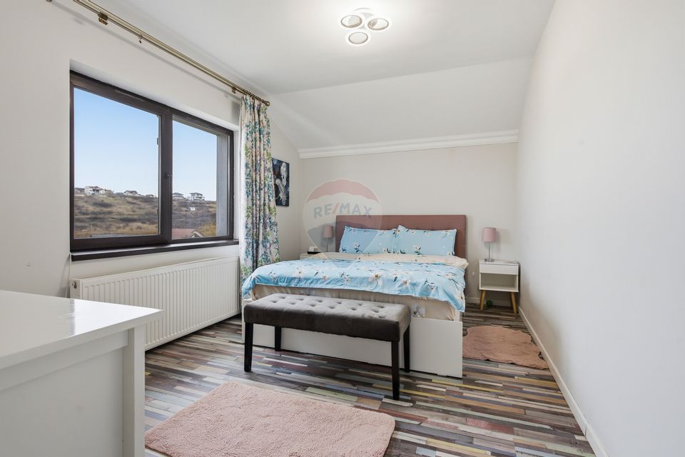 9 room House / Villa for sale