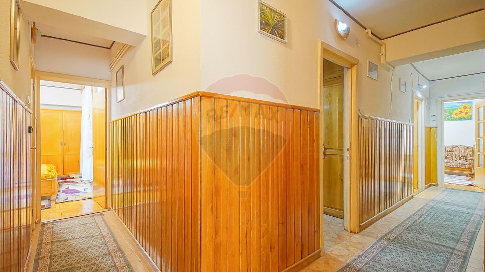 4 room Apartment for rent, Vlahuta area