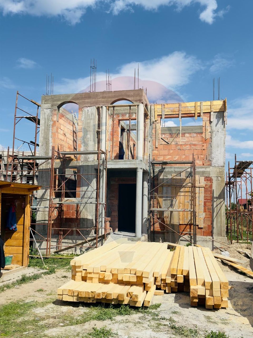 5 room House / Villa for sale, Est area