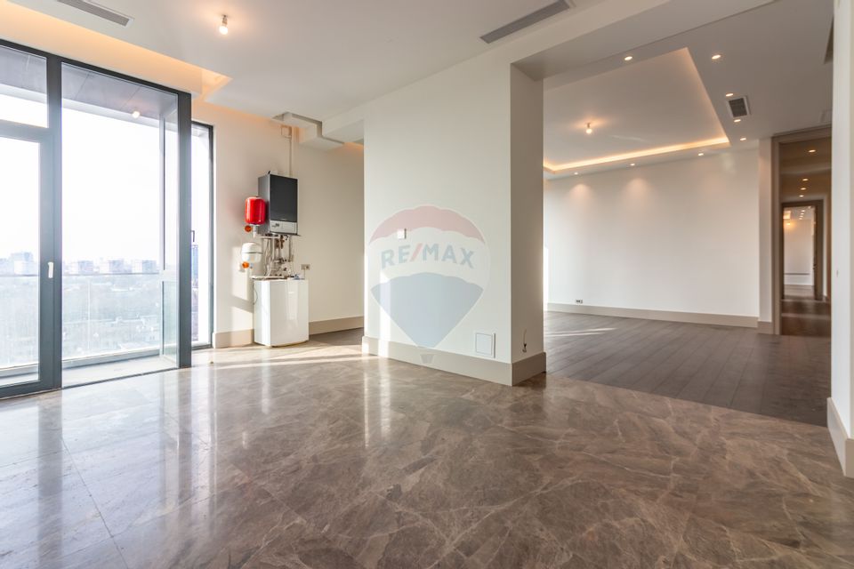 Spectacular penthouse for sale